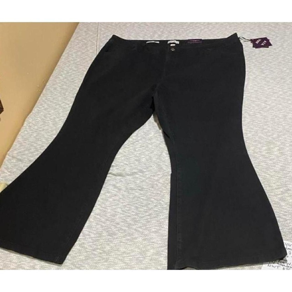 Ava & Viv black denim Jeans high rise flare NWT Women plus26. SKU-B700